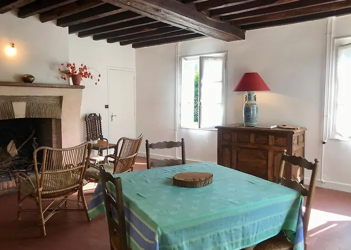 De Mauxe Holiday home Acquigny